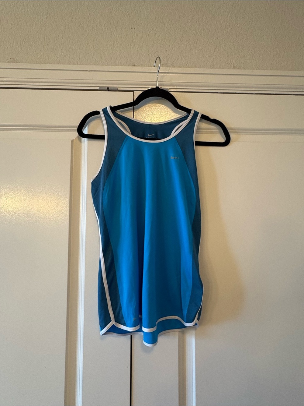 Nike Women’s Blue Tank Top